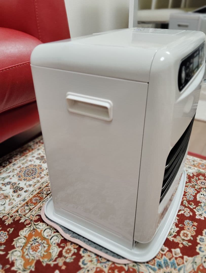 【美品】 2023年製CORONA 石油ファンヒーター