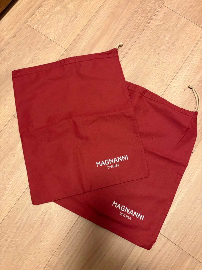 MAGNANNI ホールカットビジネスシューズ・ドレスシューズ ブラック