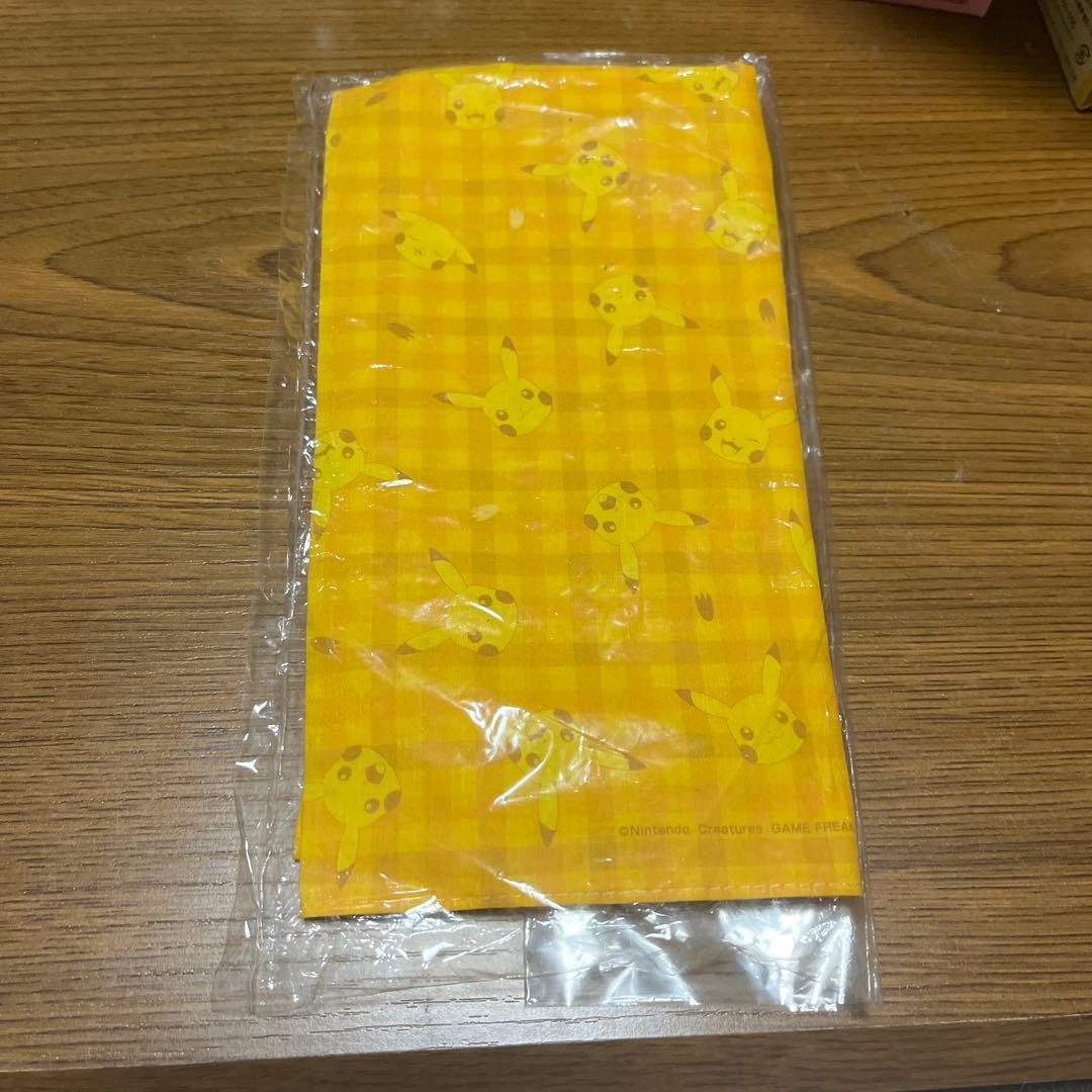 ⭐️新春お年玉値下げ⭐️ ピカチュウ いっしょにたべよ 154/XY-P プロモ