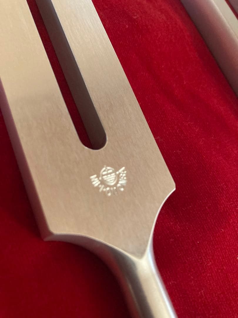 マドモアゼル.アイ　Dr. チューナー　132Hz 、528Hz 音叉　ニチオン