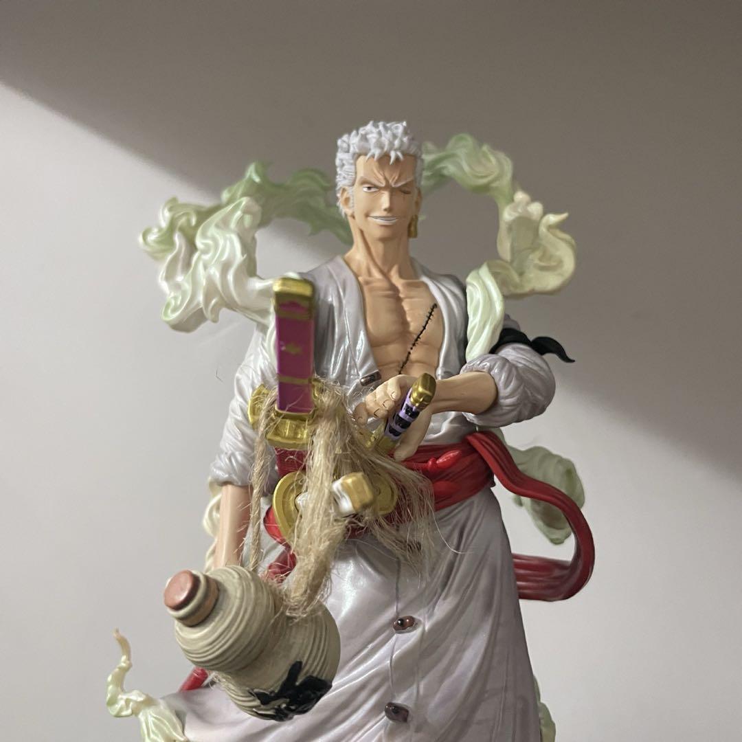 ワンピース　ロロノア・ゾロ　ニカver　高さ30cm 海外フィギュア