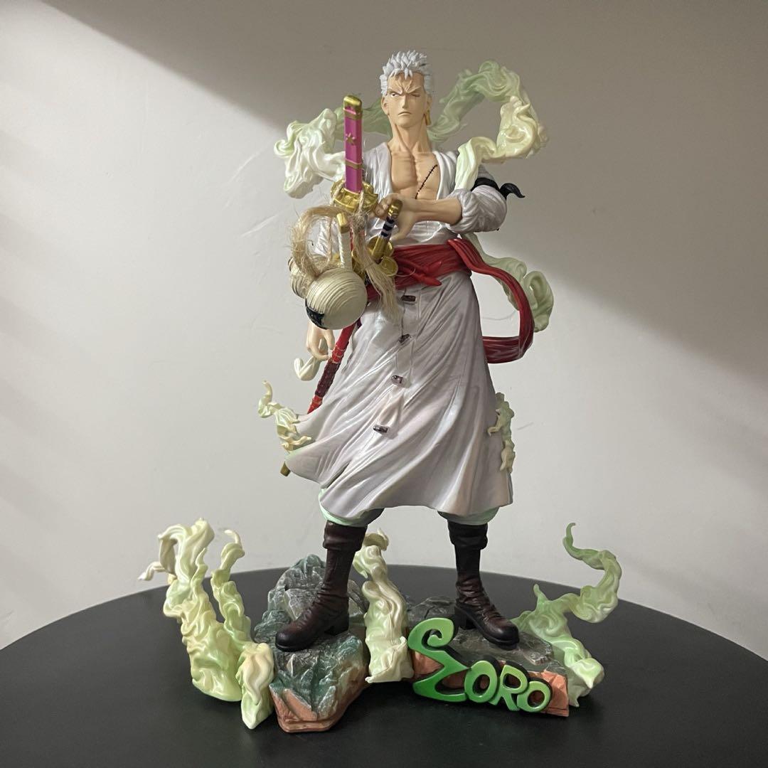 ワンピース　ロロノア・ゾロ　ニカver　高さ30cm 海外フィギュア