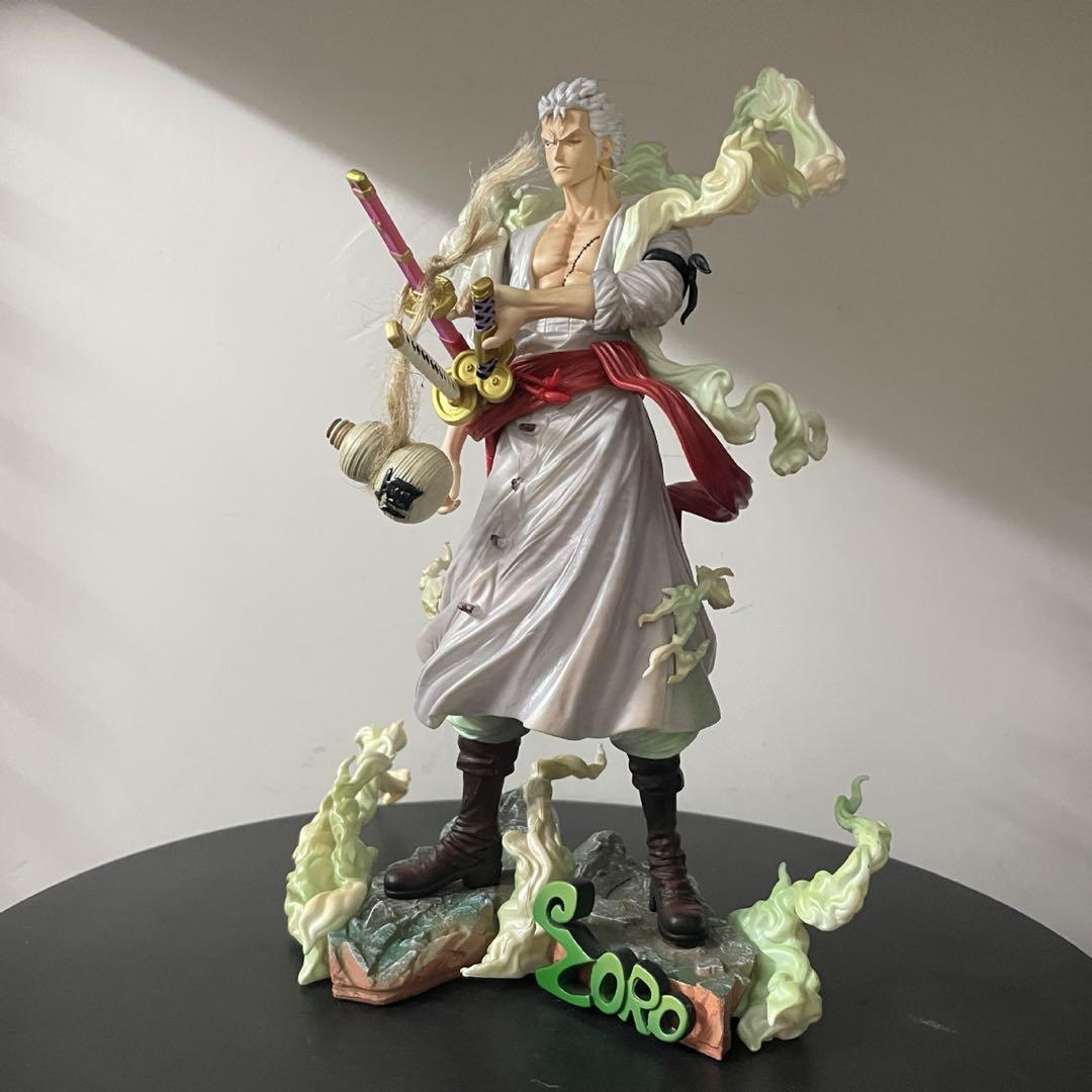 ワンピース　ロロノア・ゾロ　ニカver　高さ30cm 海外フィギュア