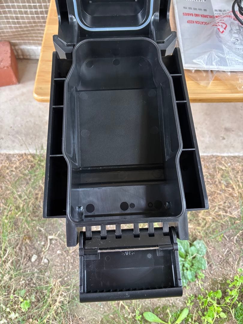 Makita Wireless Stereo ワイヤレススピーカーMR113