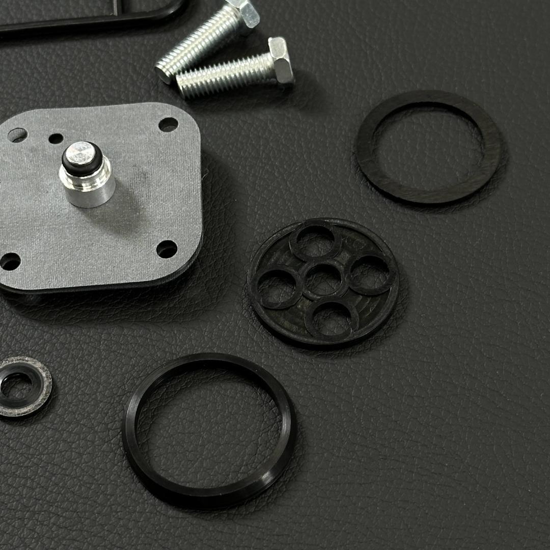 新品 GT380 中期 後期 GT550 GT750 ガソリン 燃料 m2066