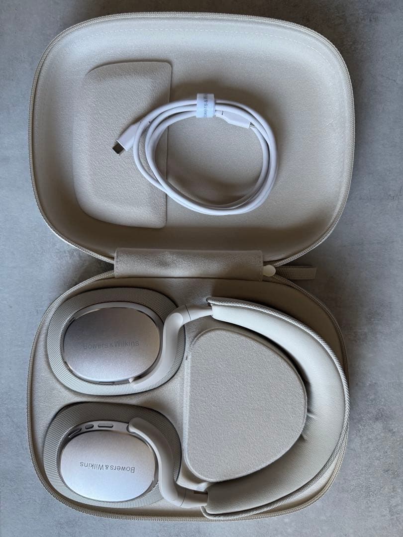 Bowers & Wilkins Px7 S3 ホワイト