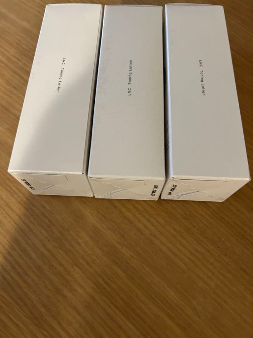 ３本LNCモイスチャーローション