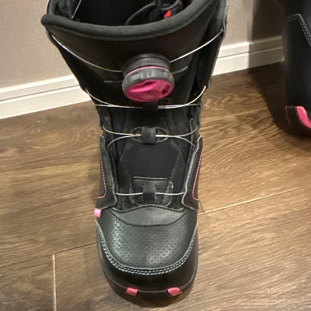 Salomon 女性用 スノーボードブーツ ブラック/ピンク 23.5cm