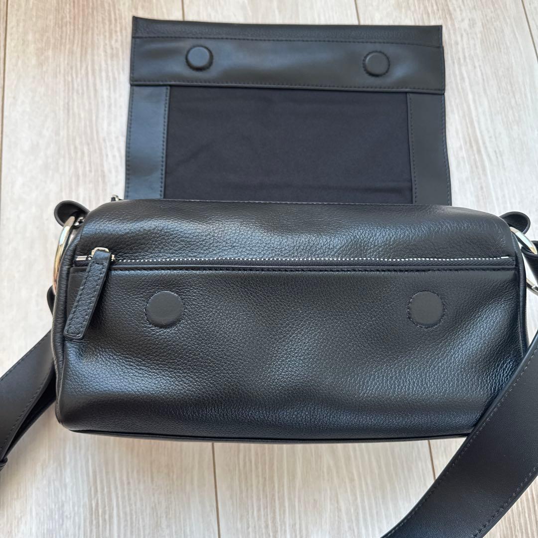 BEARDSLEY 2way レザーボディバッグ ブラック