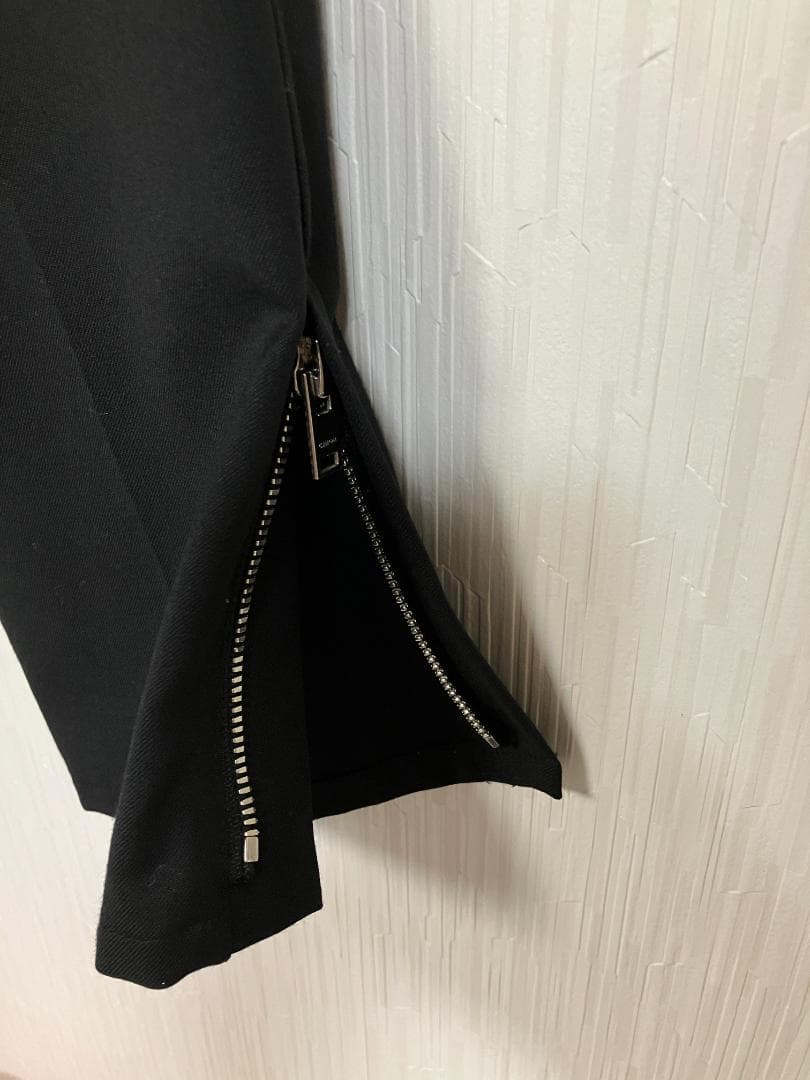 未使用級 CINOH チノ M 黒 定価50,600円 リラックスパンツ