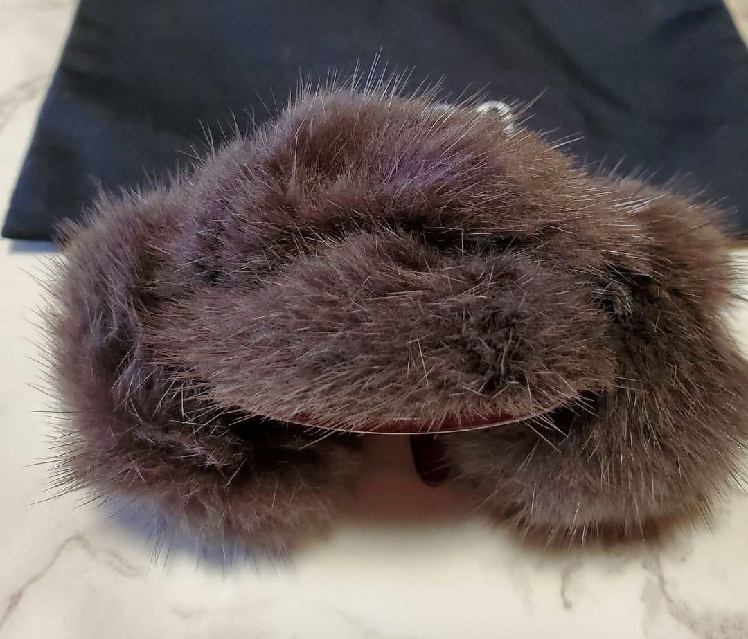 美品★acca ミンクファースワロフスキークリップ