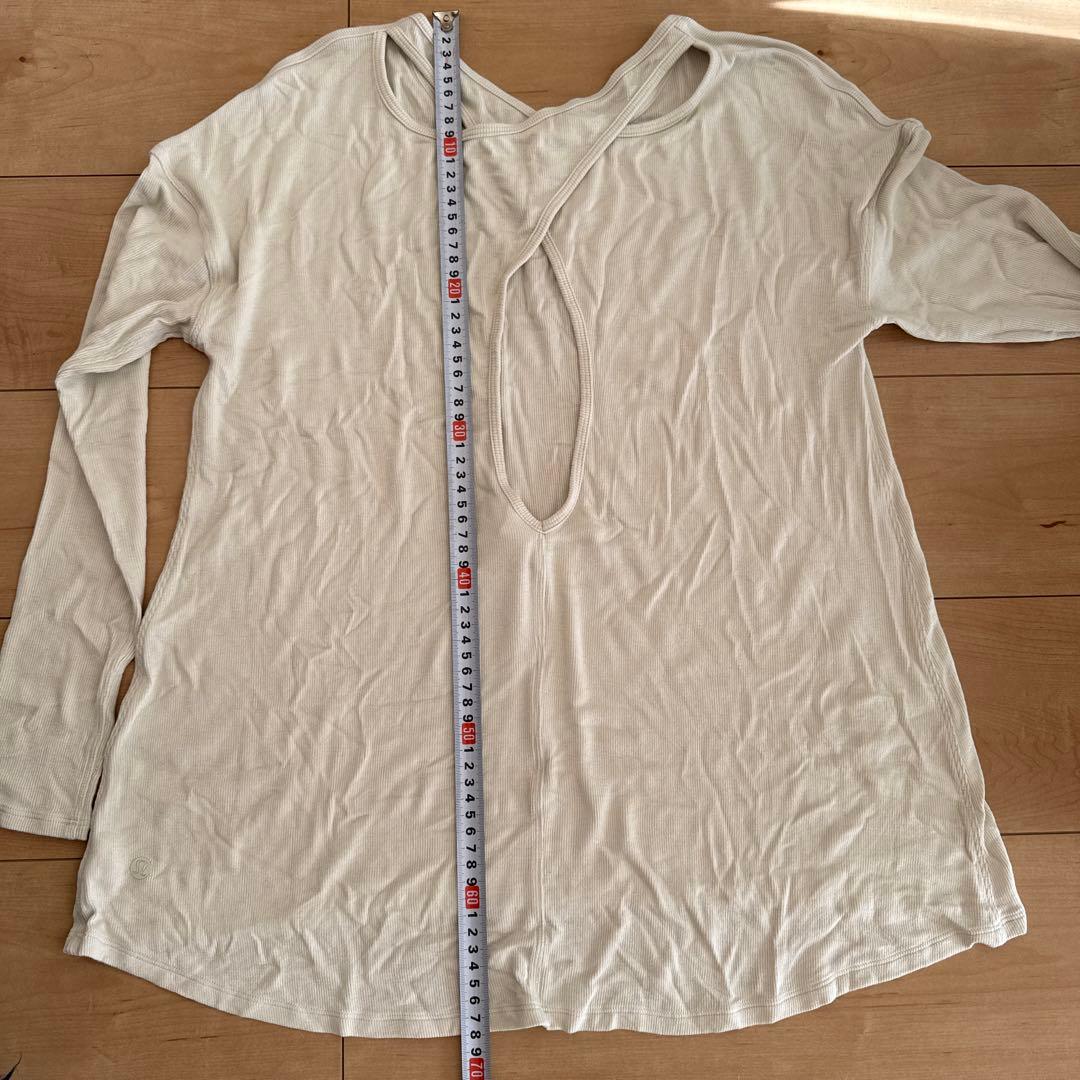 サイズ4★ルルレモン★バックキーホールロングスリーブシャツ