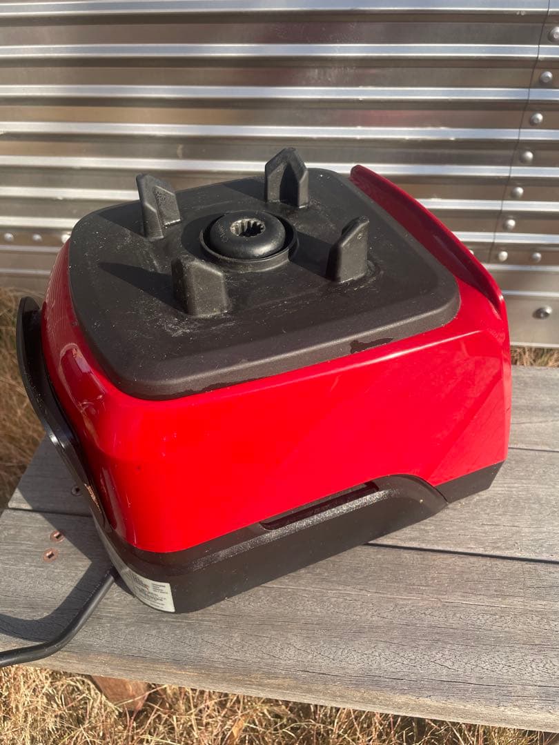 中古　Vitamix 赤 ブレンダー 10段階速度設定