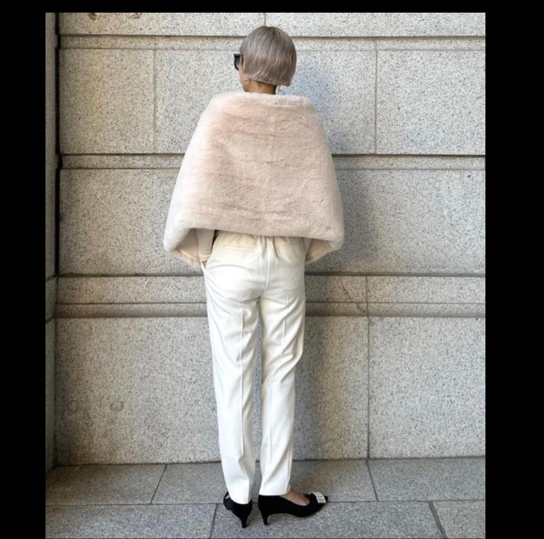 jenne リッチボリュームファーケープ　アイボリー