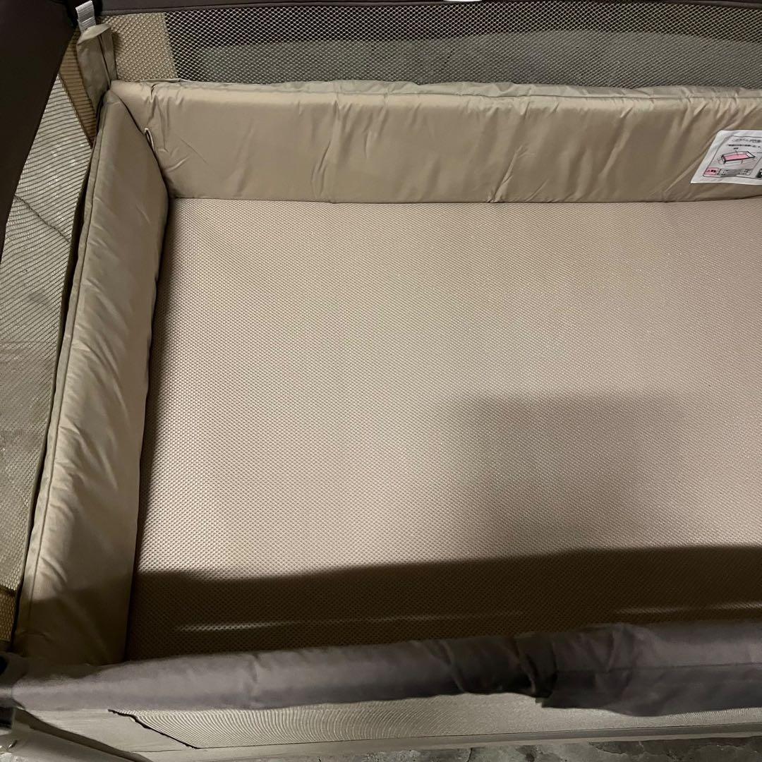 【美品】Aprica ココネルエアー ベビーベッド 折り畳み ベッド