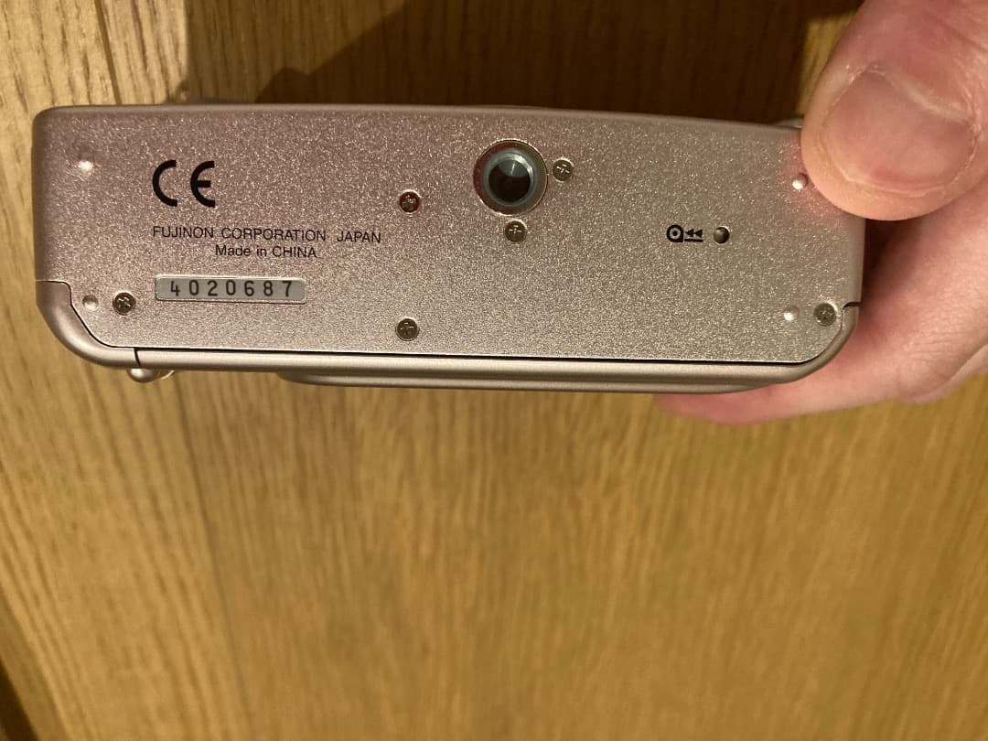 Fujifilm Natura S コンパクトカメラ