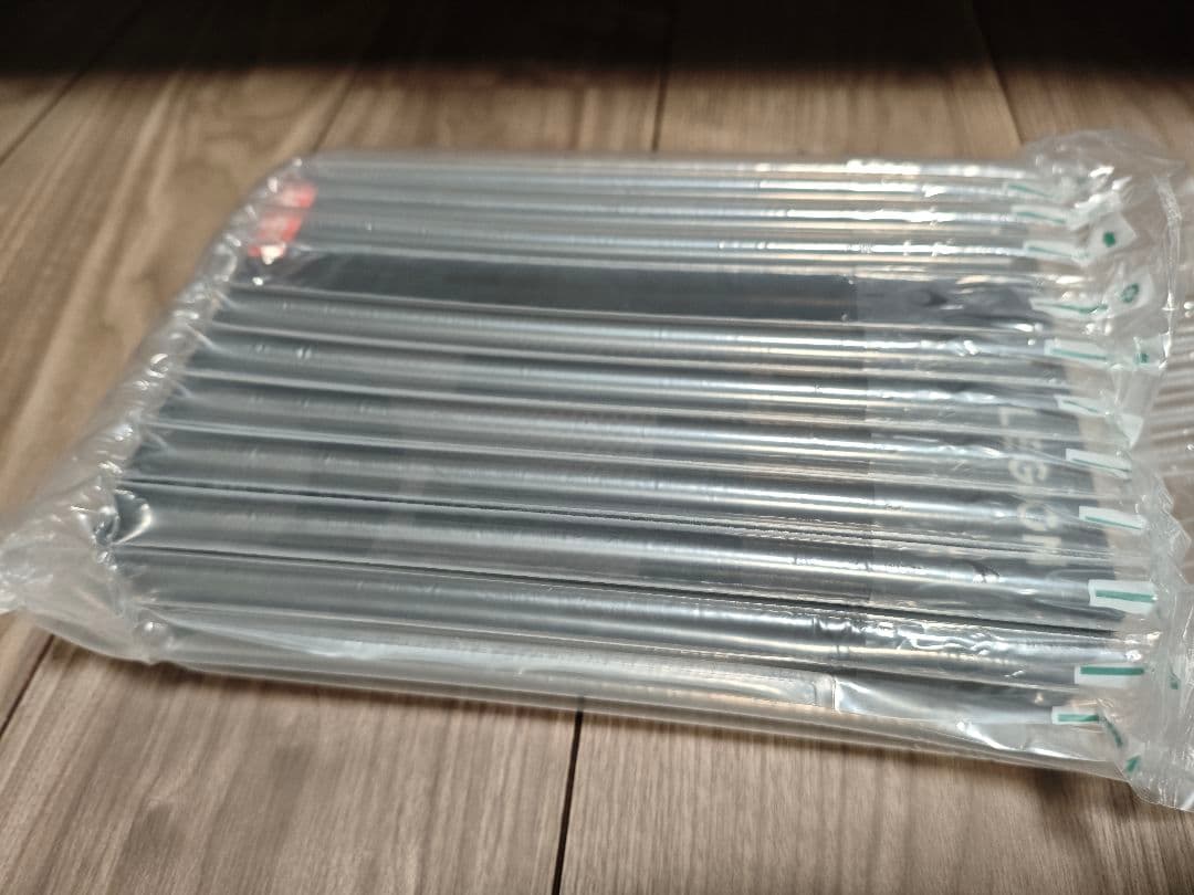 Androidタブレット本体 y700 gen4