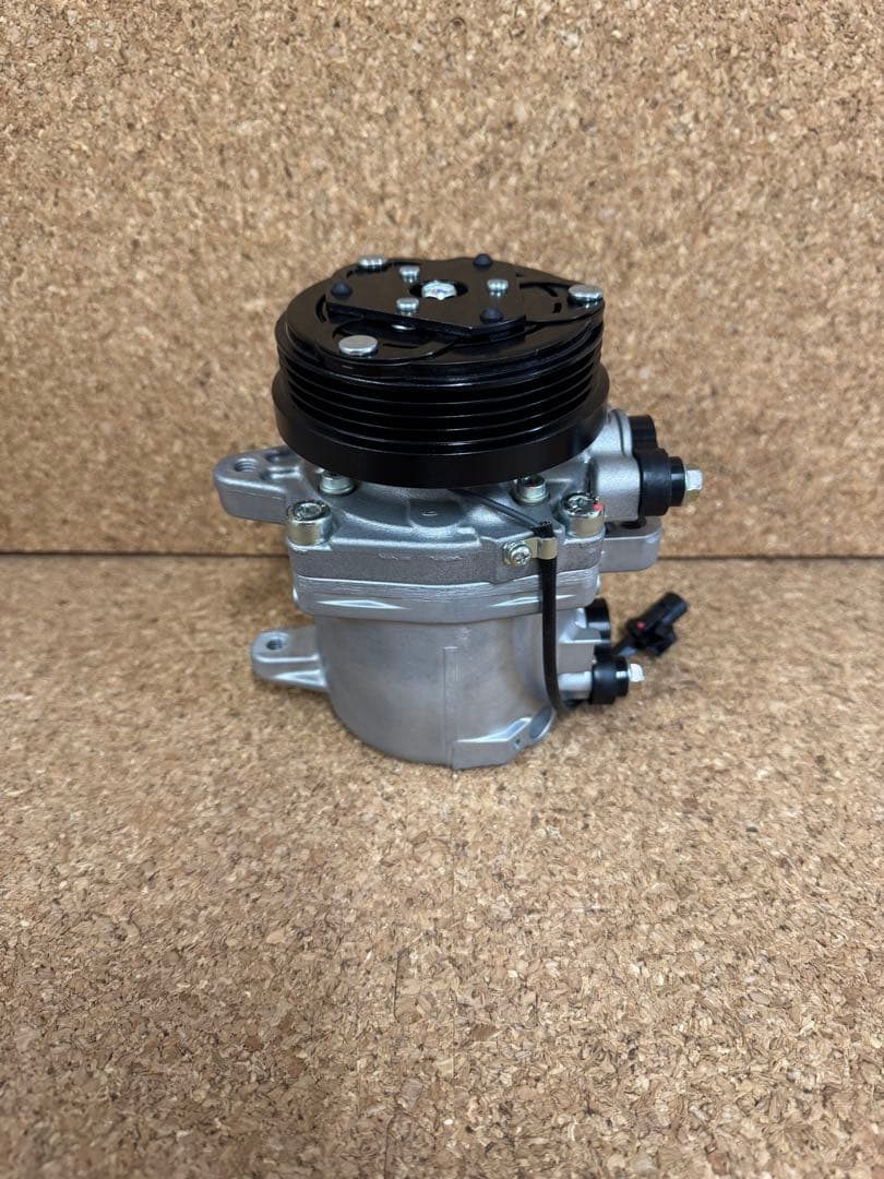 MK21Sパレット リビルトACコンプレッサー 未使用 長期保管 ML21S