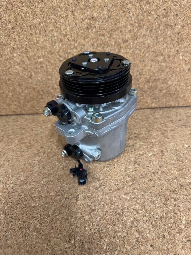 MK21Sパレット リビルトACコンプレッサー 未使用 長期保管 ML21S