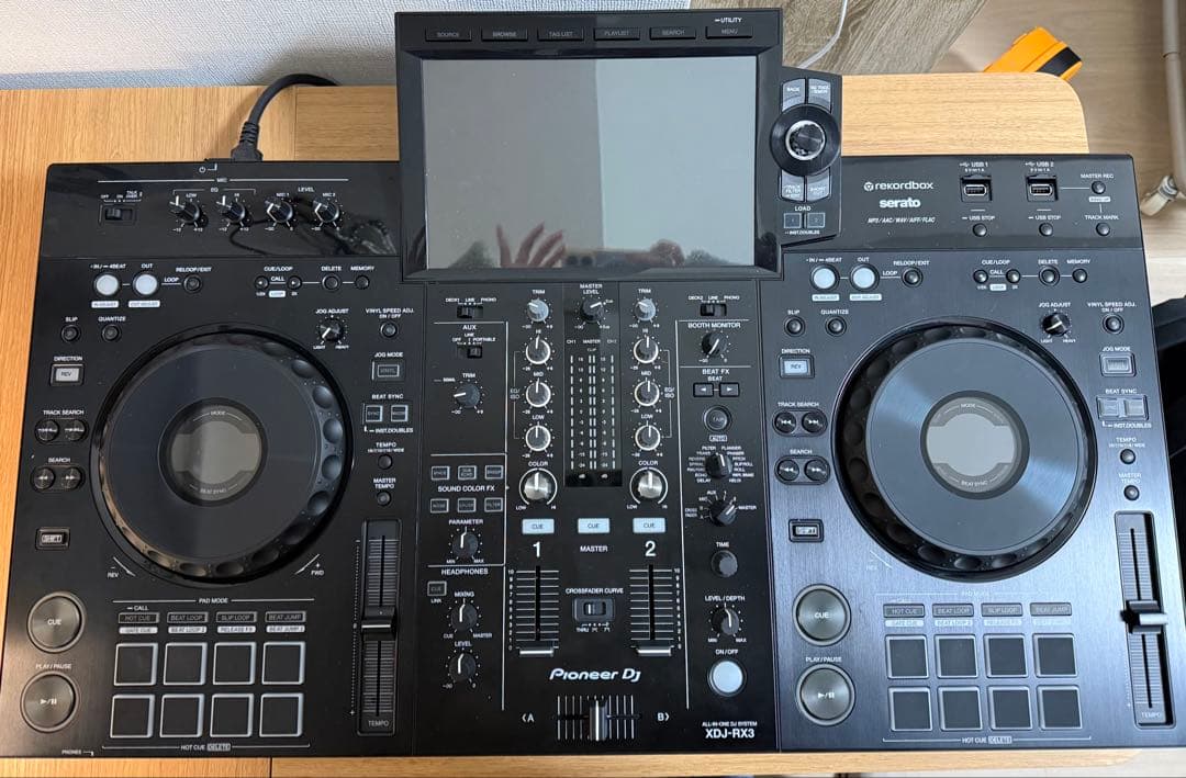 XDJ -RX3（箱無し、デッキセーバー・フライトケース付き）