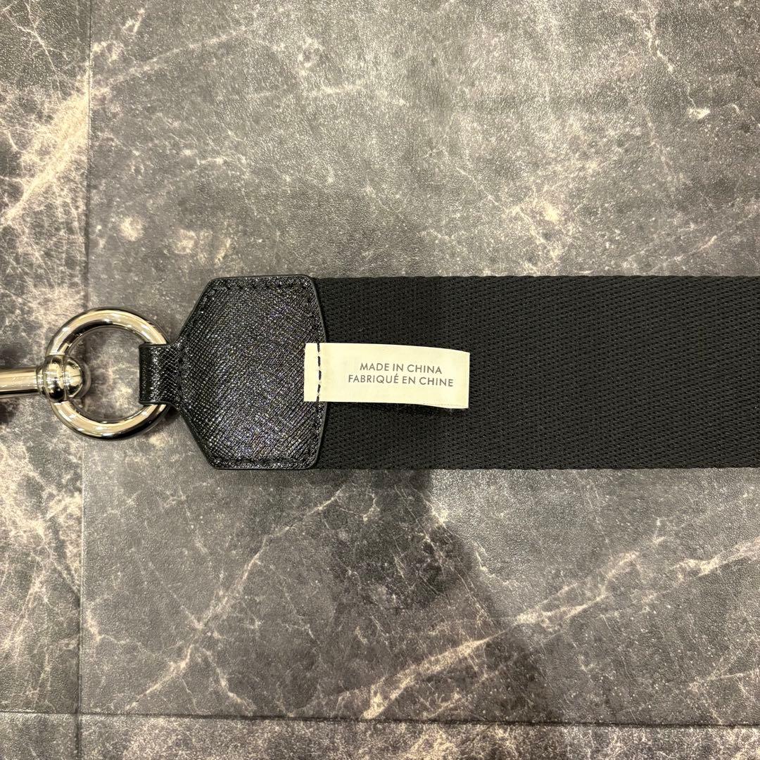⭐︎ 新品未使用 ⭐︎ MARC JACOBS ザ アウトライン ロゴ ストラップ