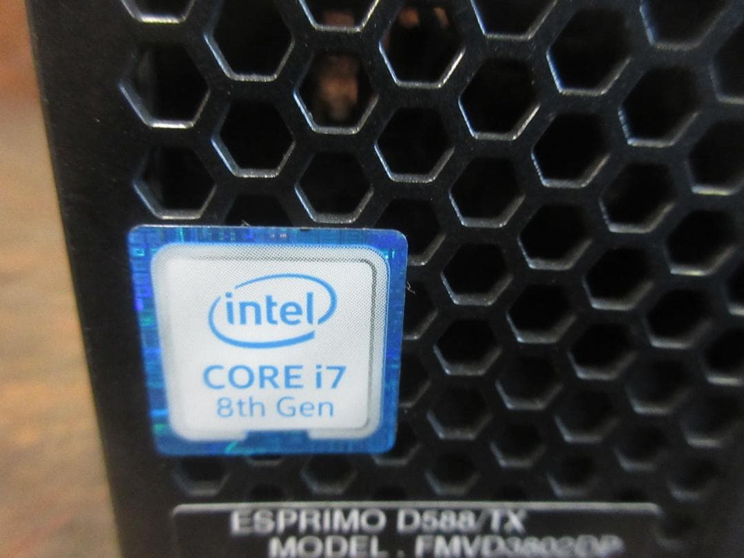 11送料込 富士通 ESPRIMO D588/TX i7 8th Genジャンク