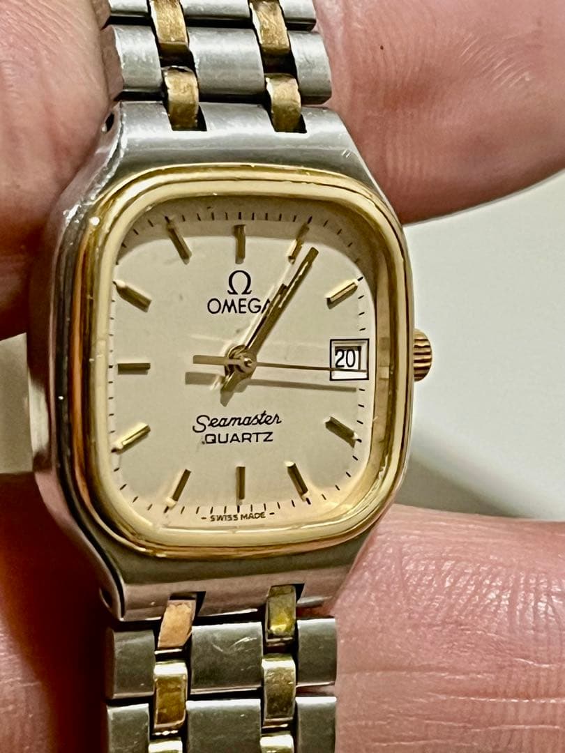 Omega seamaster オメガの腕時計時計は完璧に動作します。