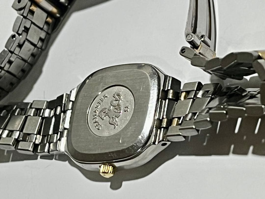 Omega seamaster オメガの腕時計時計は完璧に動作します。