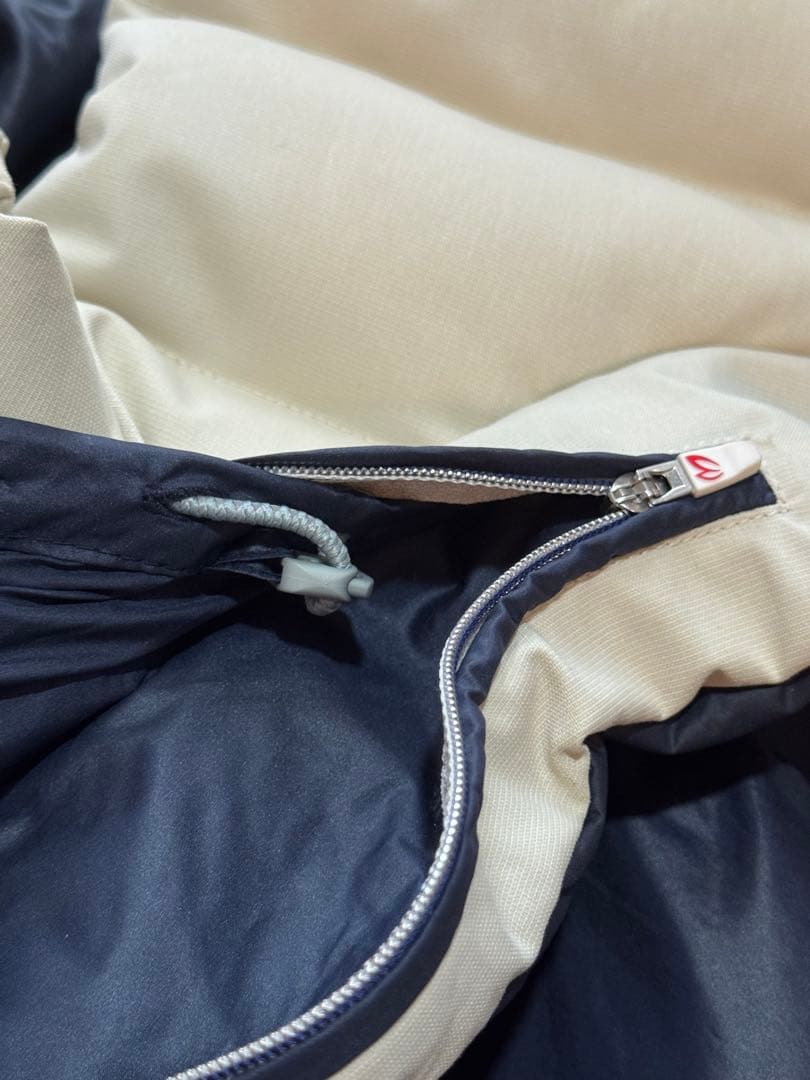 【極美品】マスターバニー　ホワイト キルティングベスト　フード付き