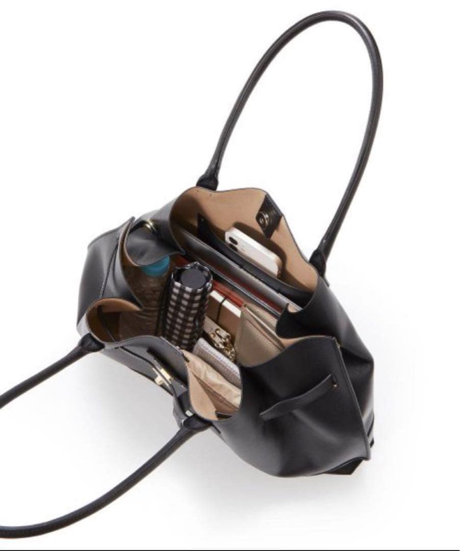 新品未使用　トプカピ　シュリンク　レザー　トートバッグ　A4