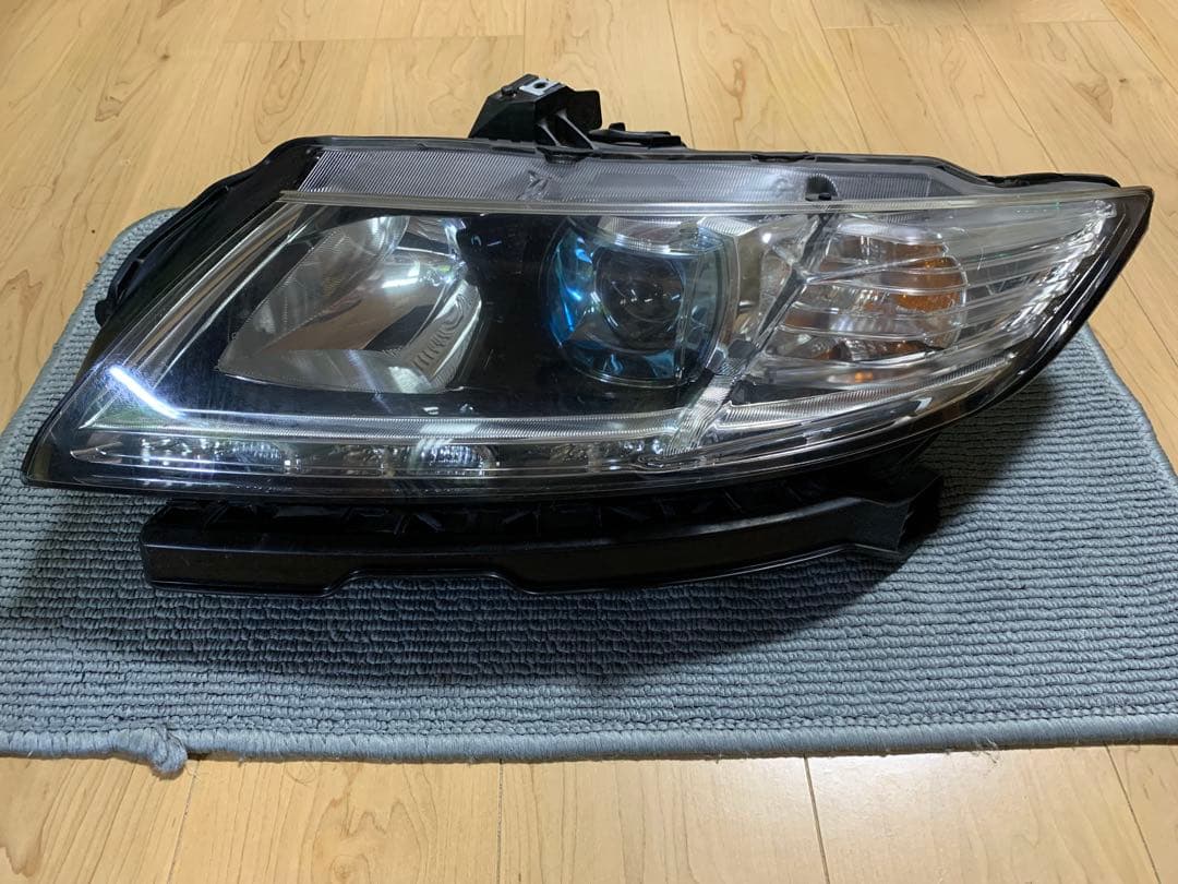 鯉空㌃⭐︎プロフⅣ見てネ専用 HONDA CR-Z ヘッドライト左右