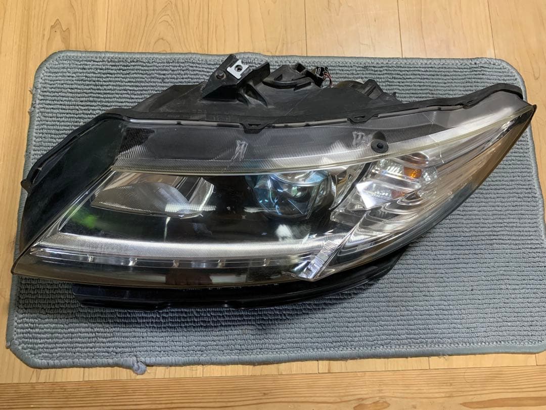 鯉空㌃⭐︎プロフⅣ見てネ専用 HONDA CR-Z ヘッドライト左右