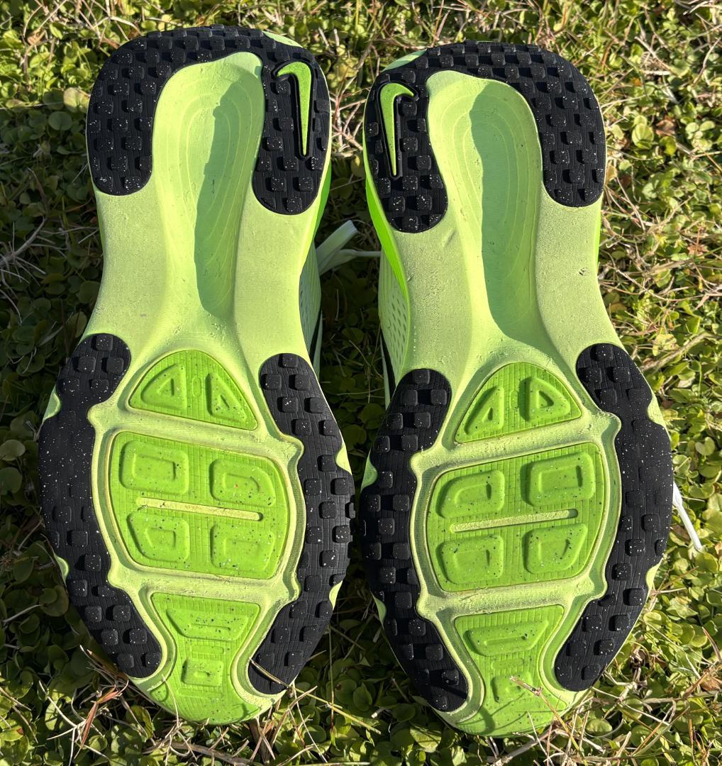 ★大人気商品即決★NIKE vomero18 ナイキ ボメロ18 （26.0㎝）