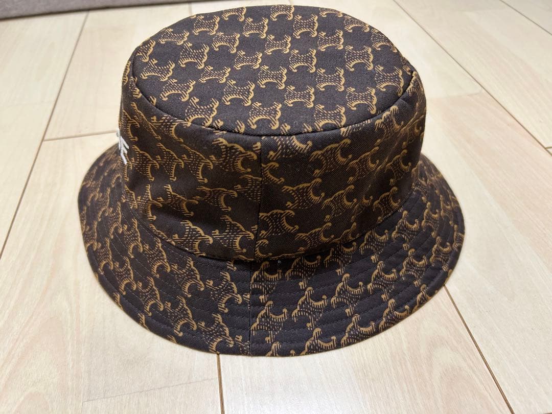 【最終値下げ！】セリーヌ　トリオンフ　バケットハット