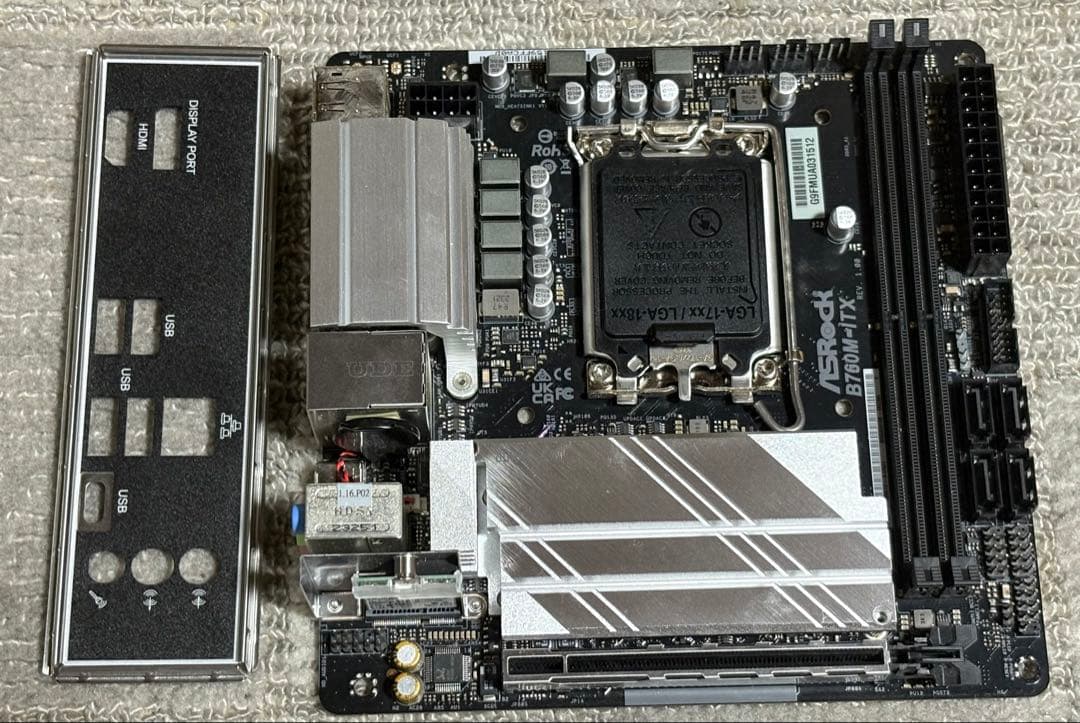 ASRock B760M-ITX マザーボード　DDR5 OEM版