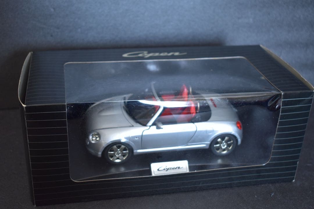 [非売品] 1/18 ディーラー特注 ダイハツ コペン 純正クリスタルケース付き