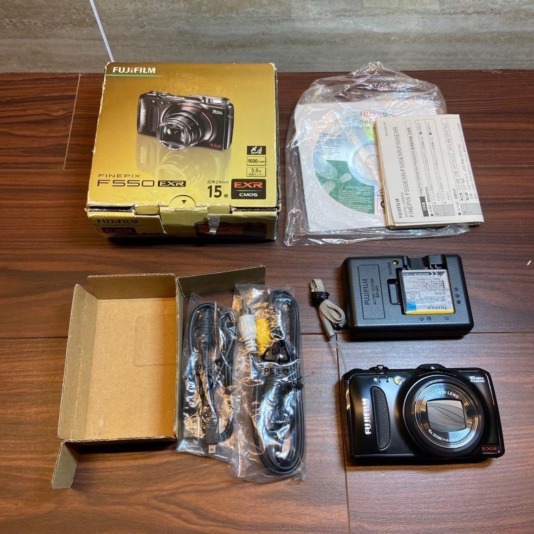 FUJIFILM FinePix F550 EXR デジカメ 4923