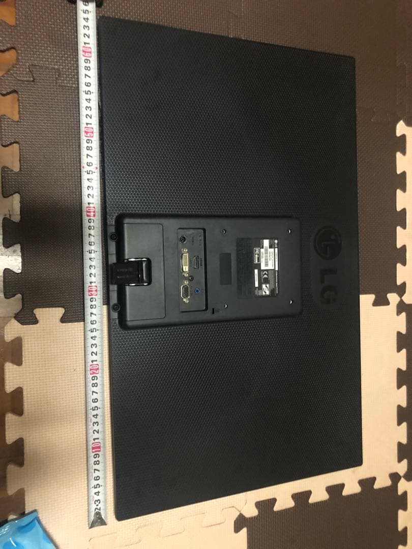 LG 薄型ディスプレイ 本体　スタンド無し