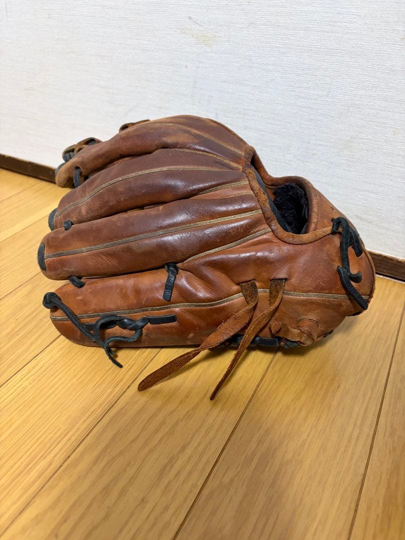 ミツワタイガー軟式内野手グローブコユニ使用