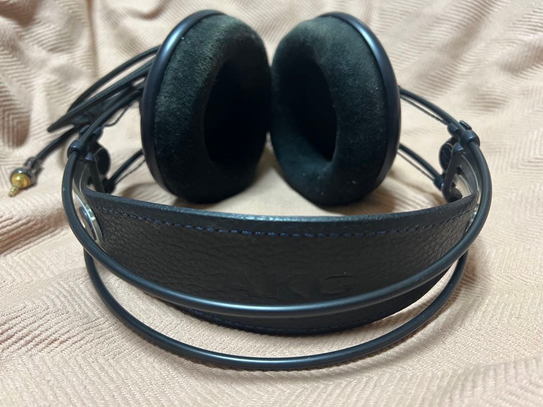 AKG アーカーゲー K702 開放型ヘッドホン