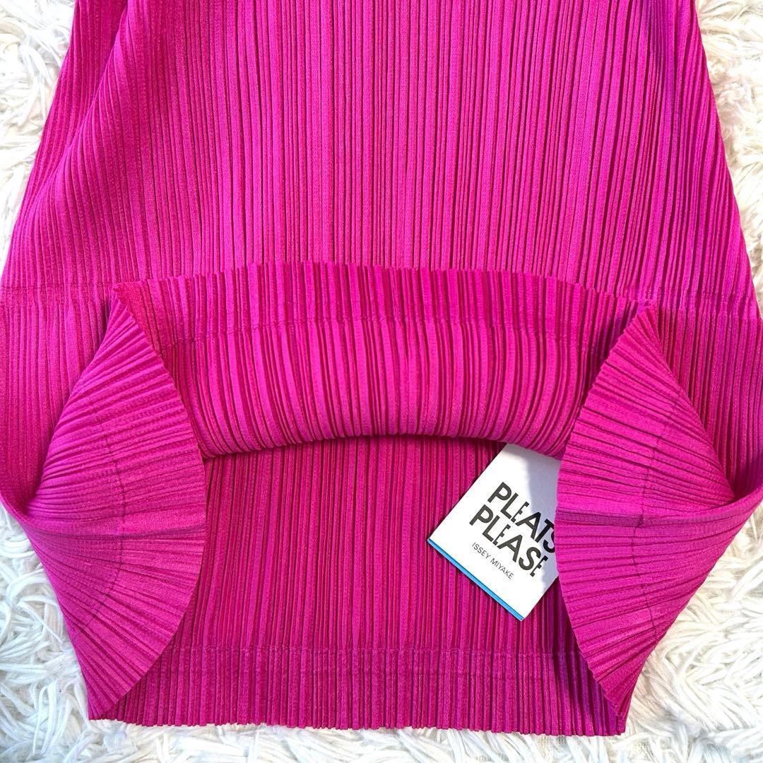 未使用タグ付き✨プリーツプリーズ パーカー 長袖 イッセイミヤケ ピンク