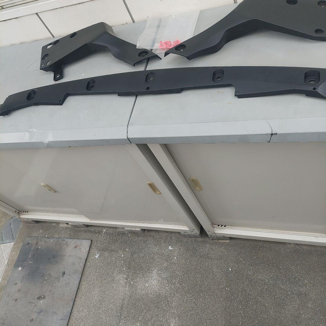 30プリウスツーリング用リアアンダースポイラー純正セット