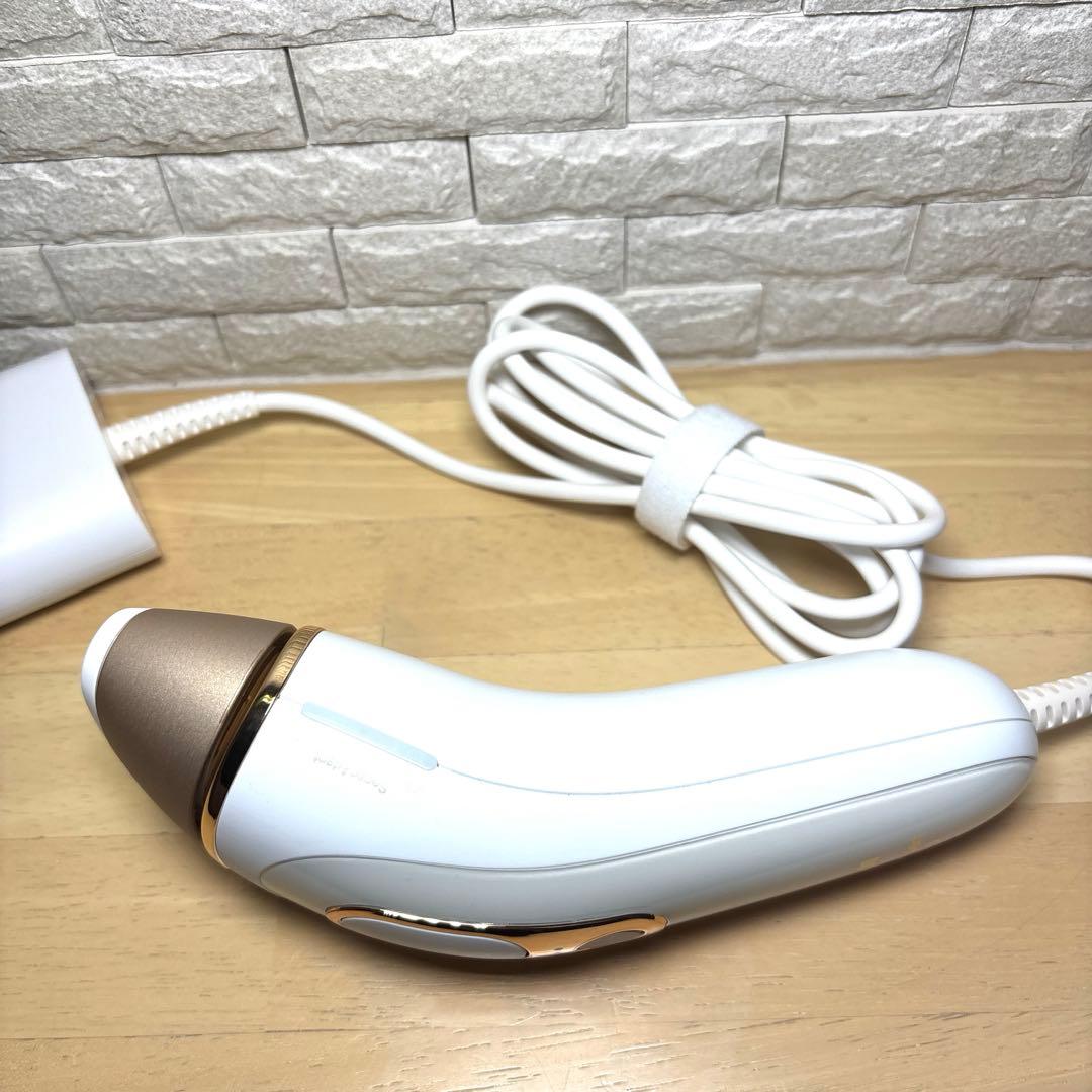 BRAUN Silk expert Pro5 新品に近い　脱毛器