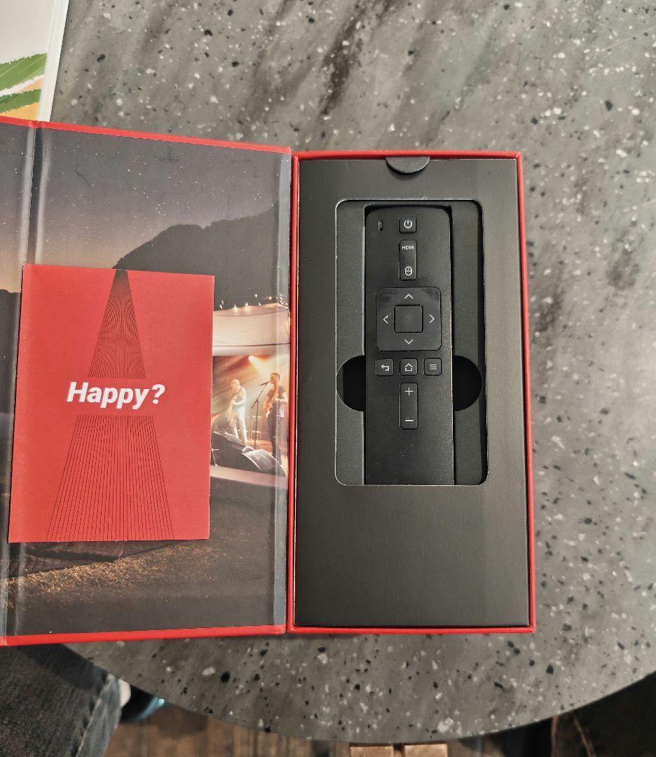 C*R様 Nebula プロジェクター