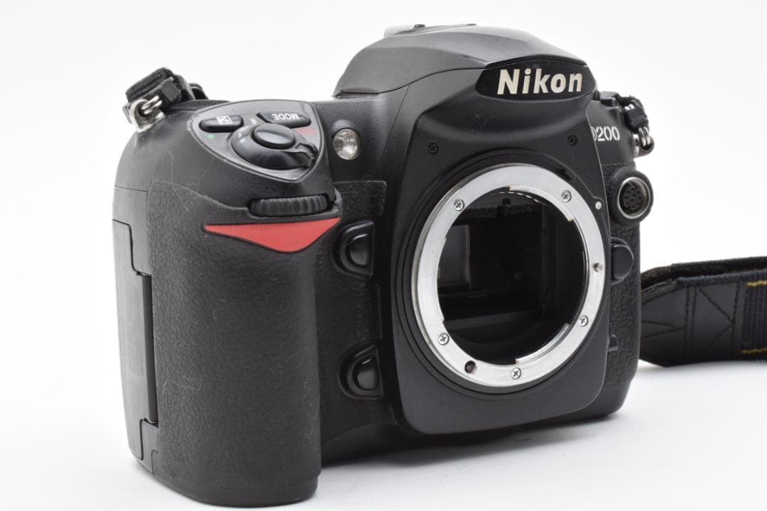 ★実用品★Nikon ニコン D200 ボディ #20401