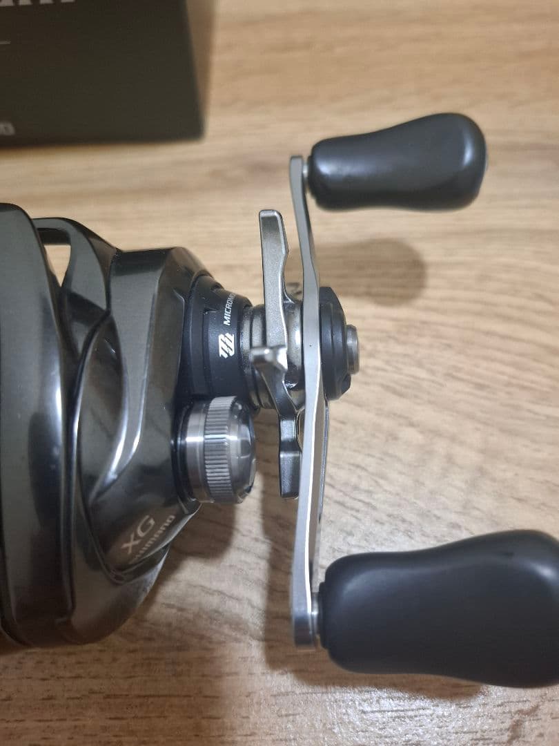シマノ　20 メタニウム　 XG ベイトリール