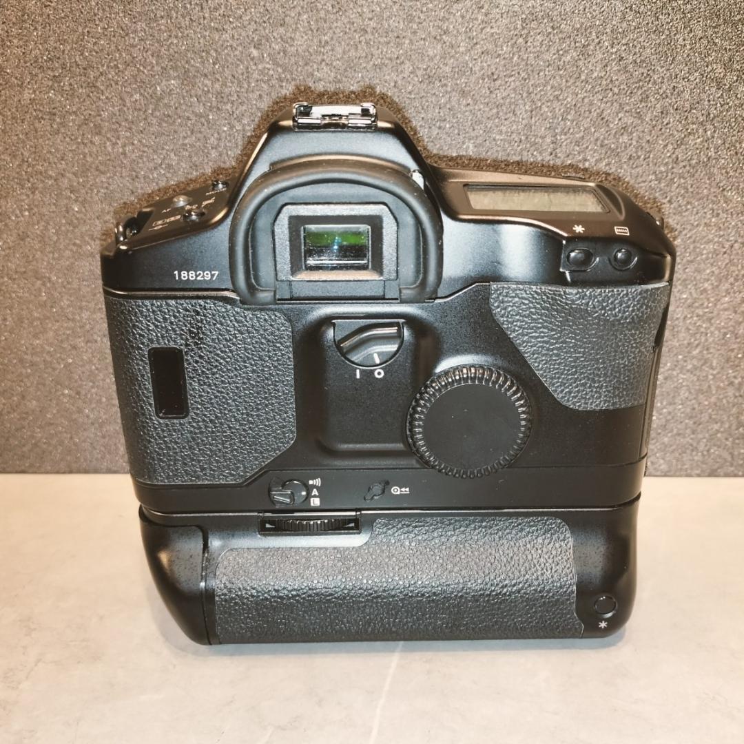 Canon EOS-1N フィルムカメラ