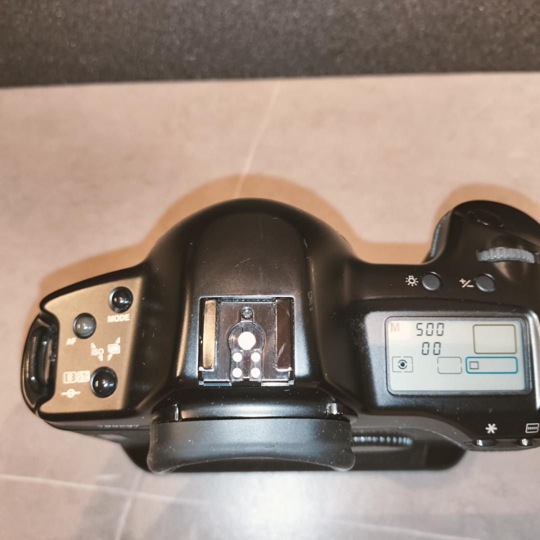 Canon EOS-1N フィルムカメラ