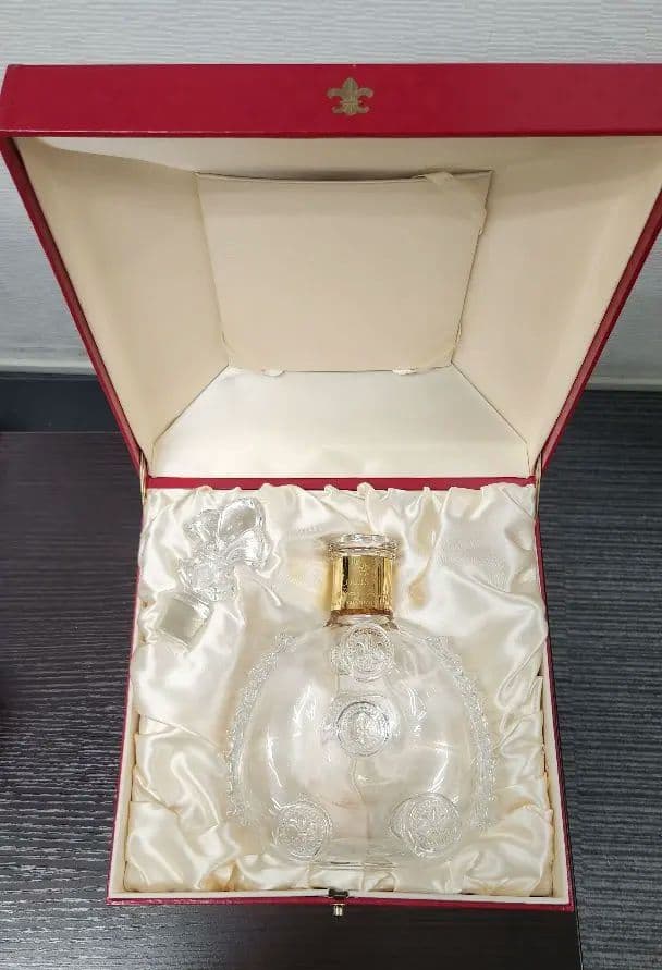 ルイ13世 レミーマルタン　空瓶　箱あり　バカラ