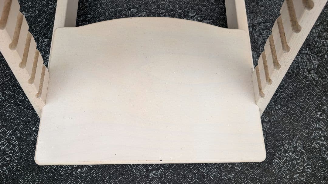 ストッケ　トリップトラップ　アイボリー